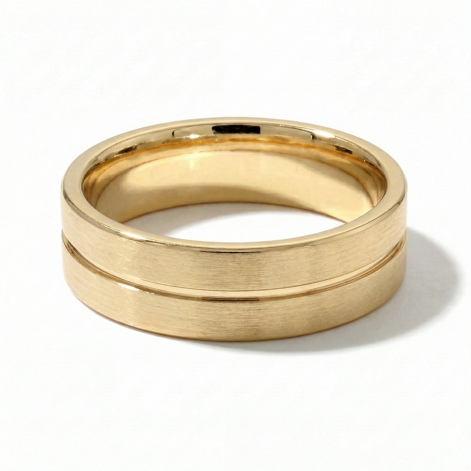 Sutra | Men's Gold Wedding Band, Center Groove